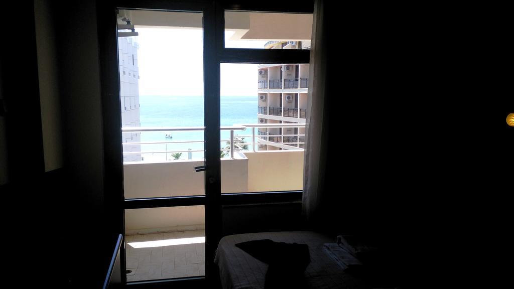 Hotel First Class Didim Luaran gambar